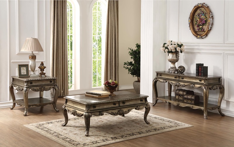 Ragenardus Coffee Table Set in Oak