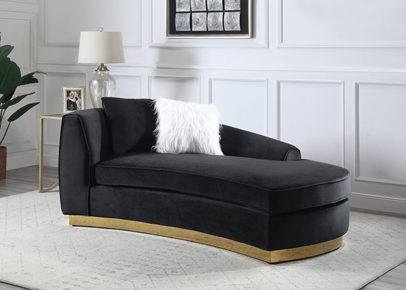 Achelle Sofa Set in Black