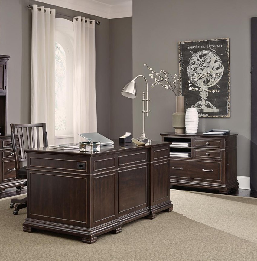 Weston Executive Desk in Brown Ale