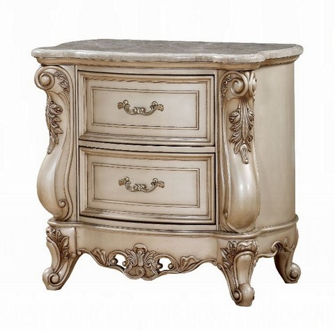 Bellavienne Luxury European Traditional Bedroom Set