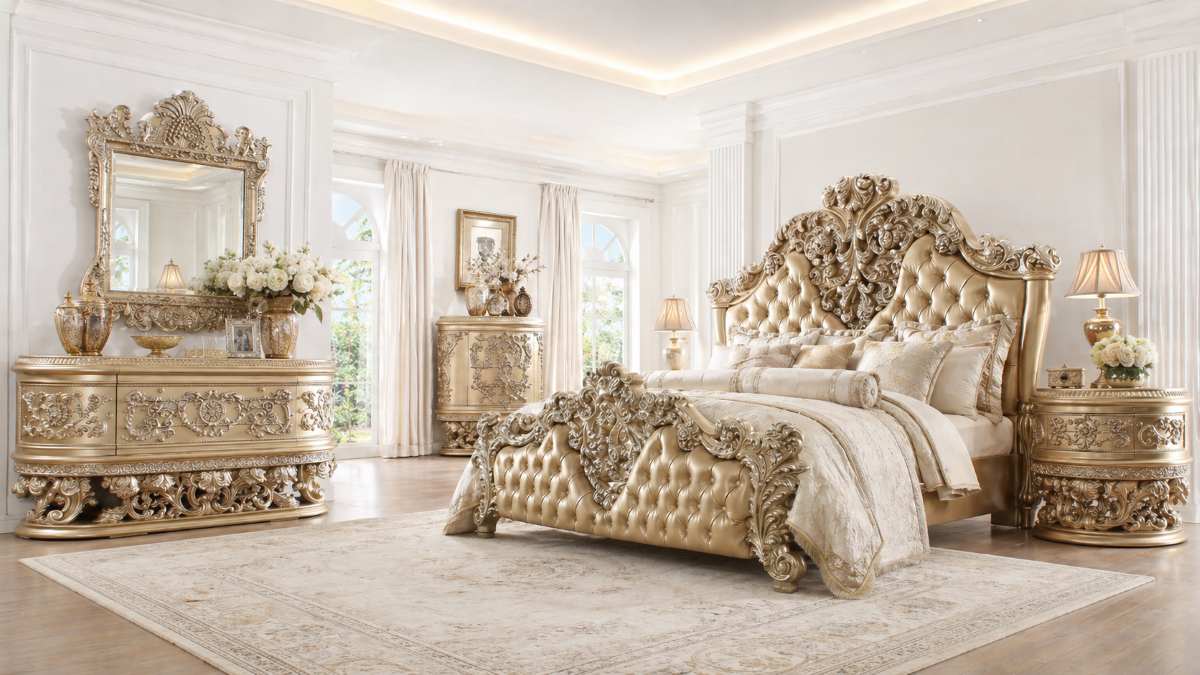 Bellissima Court Champagne Gold Luxury Ornate Old World Bedroom Set