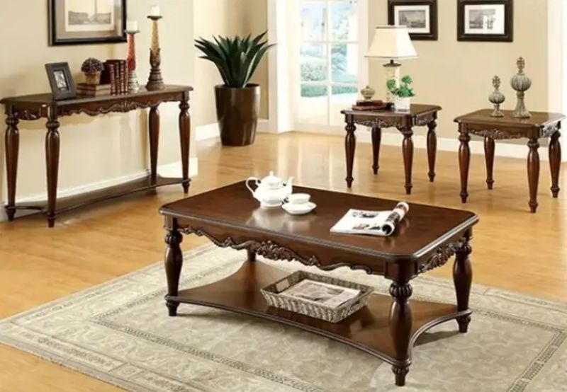 Franklin Living Room Set in Brown