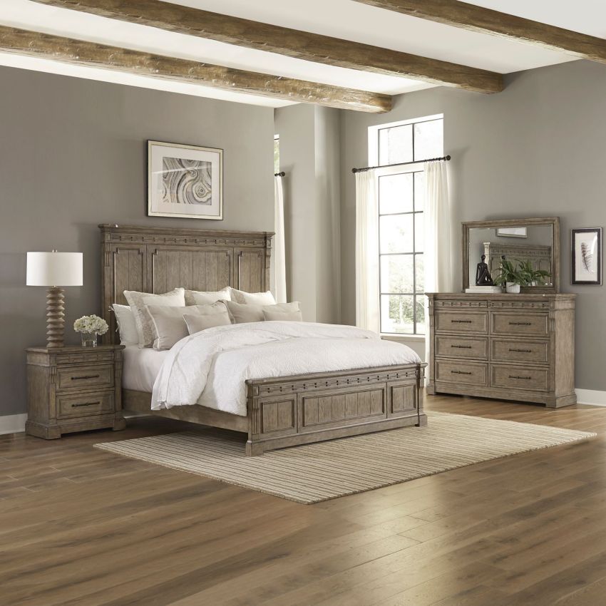 Town & Country Bedroom Set with Panel Bed