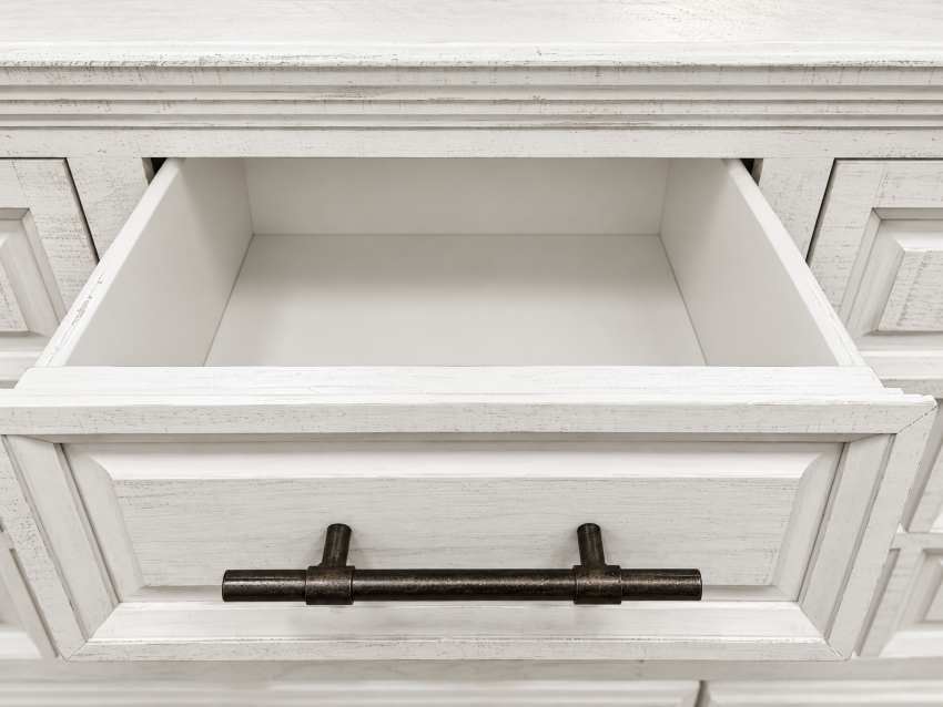 Madison Creek Modern Farmhouse White Bedroom Set