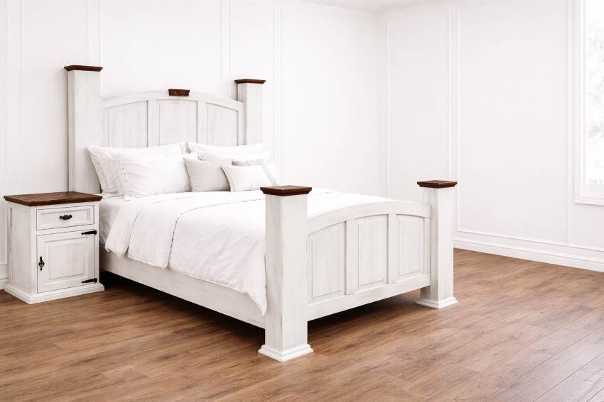 Mansion Rustic White Bedroom Set