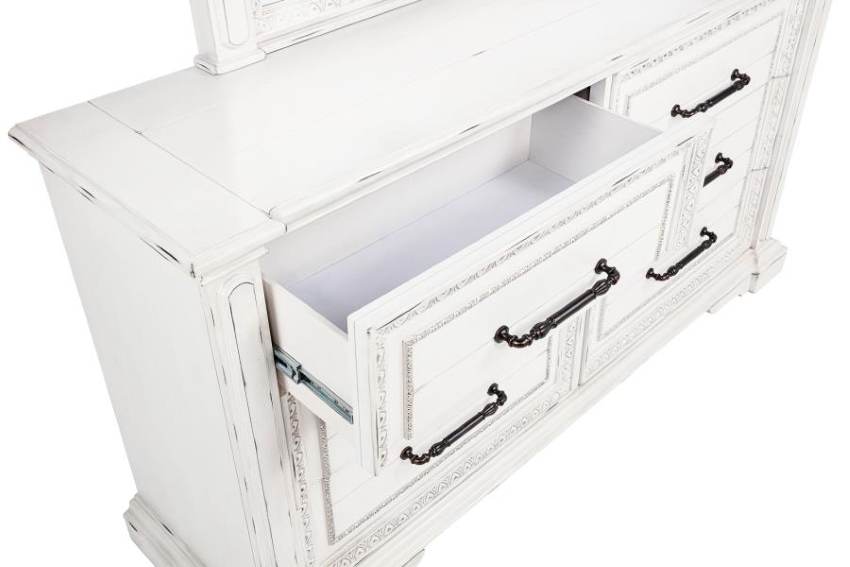 McKinney Vintage White Traditional Bedroom Set with LED Reading Lights
